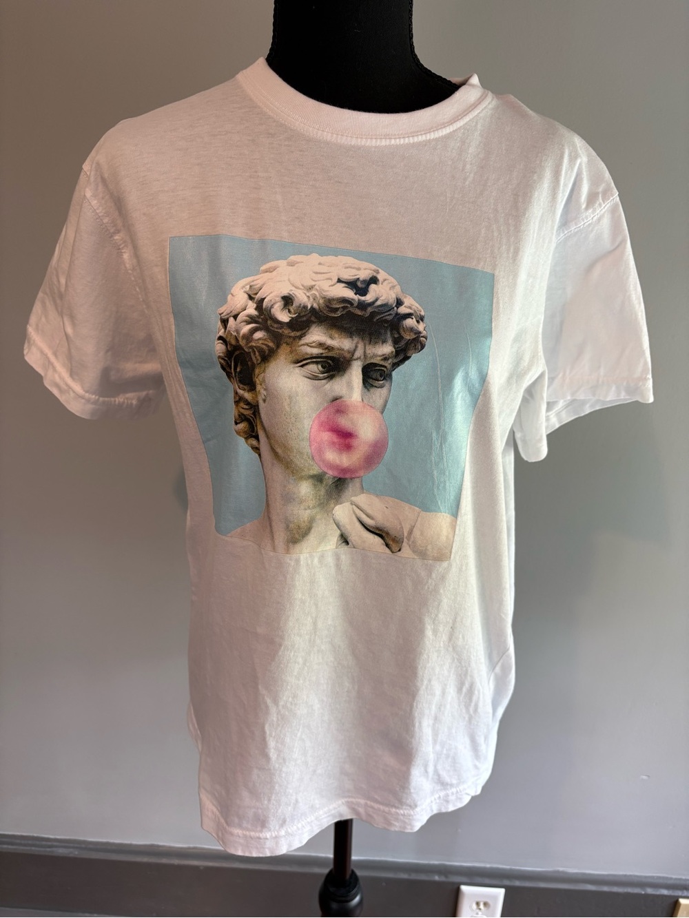 'David' - Bubblegum White Graphic Tee Size Medium